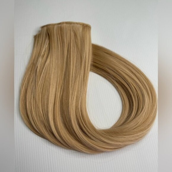 22 in Medium Blonde Straight Hair Extensions - Clip ins 6 pieces - Picture 5 of 7